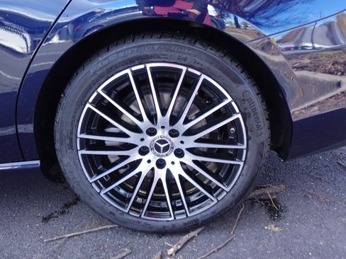 Certified 2022 Mercedes-Benz C 300 4MATIC Sedan image 7