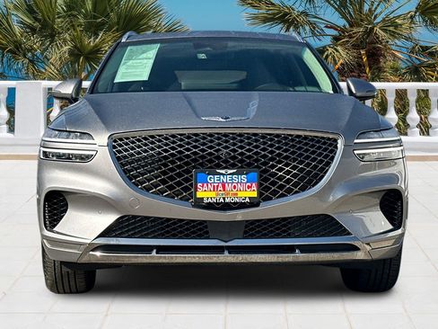 Used 2023 Genesis GV70 2.5T w/ Advanced Package image 10