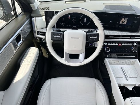 New 2025 Hyundai Santa Fe Calligraphy image 4