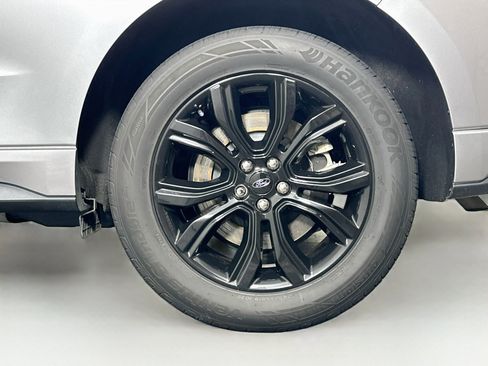 Used 2023 Ford Edge SE w/ Black Appearance Package AWD/4WD image 11