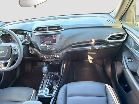 Used 2023 Chevrolet TrailBlazer ACTIV image 17