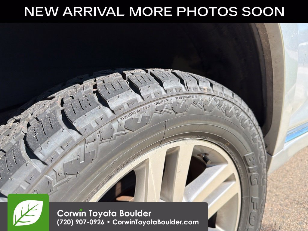 Used 2010 Toyota 4Runner Limited AWD/4WD image 10