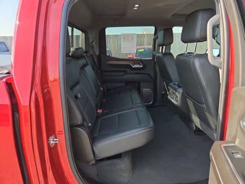 Used 2023 GMC Sierra 1500 Denali AWD/4WD image 9