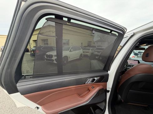 Used 2021 BMW X5 xDrive40i w/ Convenience Package image 22