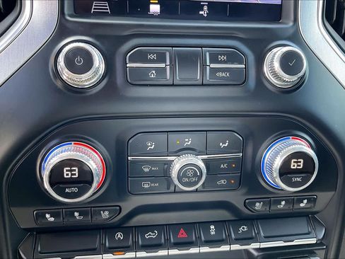 Used 2019 GMC Sierra 1500 SLT RWD image 32