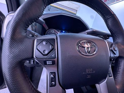 Used 2023 Toyota Tacoma Limited image 20