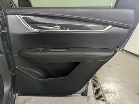 Used 2022 Cadillac XT5 Premium Luxury image 18