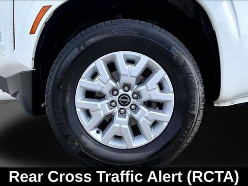 Used 2023 Nissan Frontier SV w/ SV Convenience Package AWD/4WD image 32