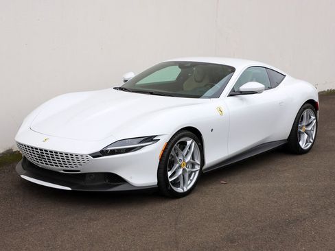 Certified 2023 Ferrari Roma image 11