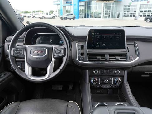 Used 2024 GMC Yukon SLT AWD/4WD image 30