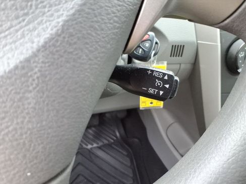 Used 2010 Toyota Corolla LE image 33