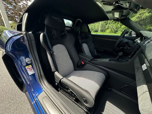 Certified 2025 Porsche 718 Boxster Spyder RS RWD image 19
