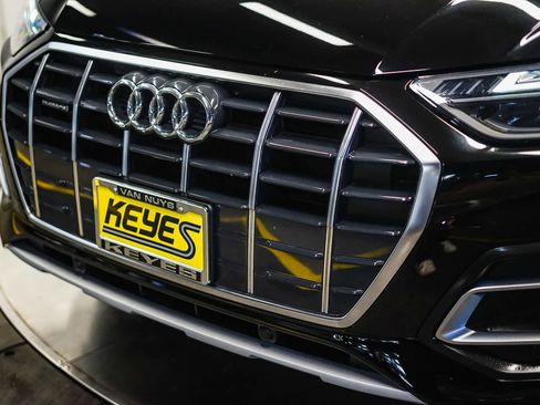 Used 2021 Audi Q5 Premium image 8