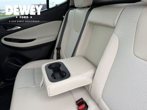 Used 2022 Buick Encore GX Select FWD image 40