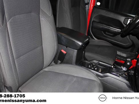 Used 2023 Jeep Wrangler Unlimited Sport AWD/4WD image 6