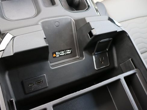 New 2025 Chevrolet Silverado 1500 ZR2 w/ Technology Package image 13