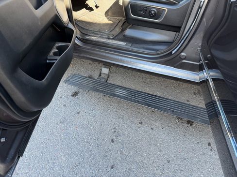 Used 2019 RAM 1500 Limited image 12