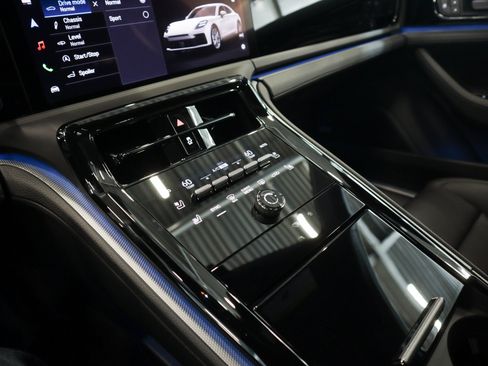New 2026 Porsche Panamera 4 AWD/4WD image 16