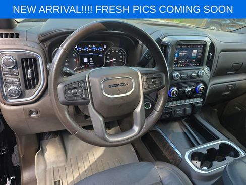 Used 2022 GMC Sierra 1500 Denali w/ Denali Reserve Package AWD/4WD image 12