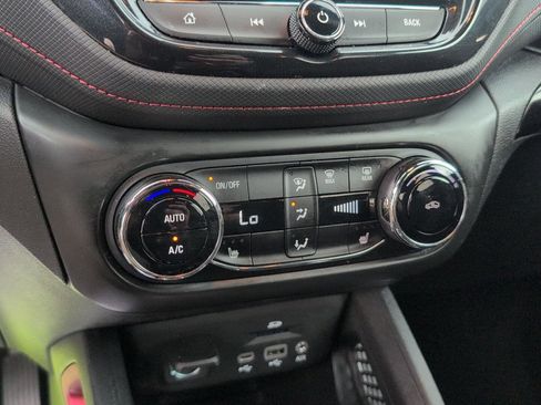 Used 2023 Chevrolet TrailBlazer RS w/ Sun and Liftgate Package FWD image 31