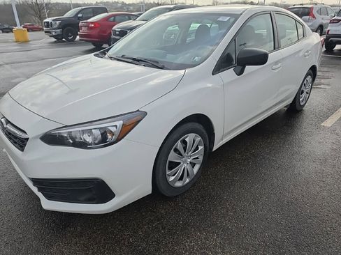 Used 2023 Subaru Impreza 2.0i image 2