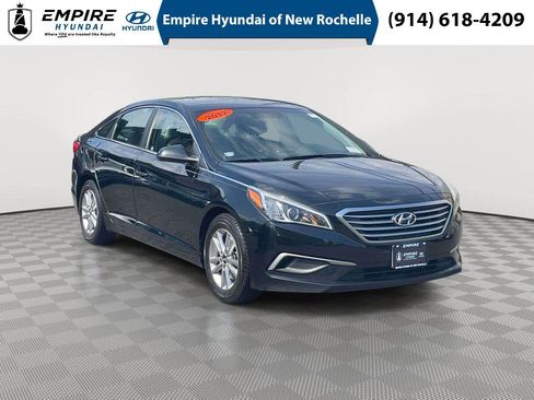 Used 2017 Hyundai Sonata SE FWD image 1