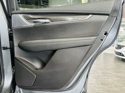 Used 2021 Cadillac XT6 Sport AWD/4WD image 39