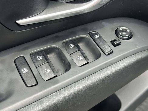 Used 2023 Hyundai Tucson SE AWD/4WD image 16