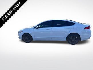 Used 2018 Ford Fusion SE w/ Equipment Group 201A FWD video 2