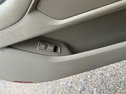 Used 2012 Kia Optima LX image 16