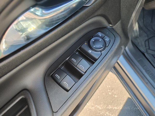 Used 2024 Chevrolet Equinox LT FWD image 11