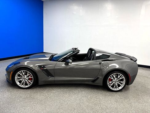 Used 2015 Chevrolet Corvette Z06 w/ 2LZ Preferred Equipment Group image 5