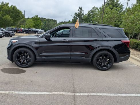 Used 2023 Ford Explorer ST-Line w/ Class IV Trailer Tow Package RWD image 7