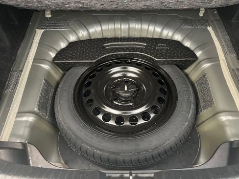 Used 2024 Chevrolet Malibu LT image 31