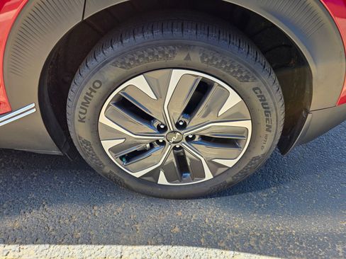 Used 2024 Kia EV6 Light image 9