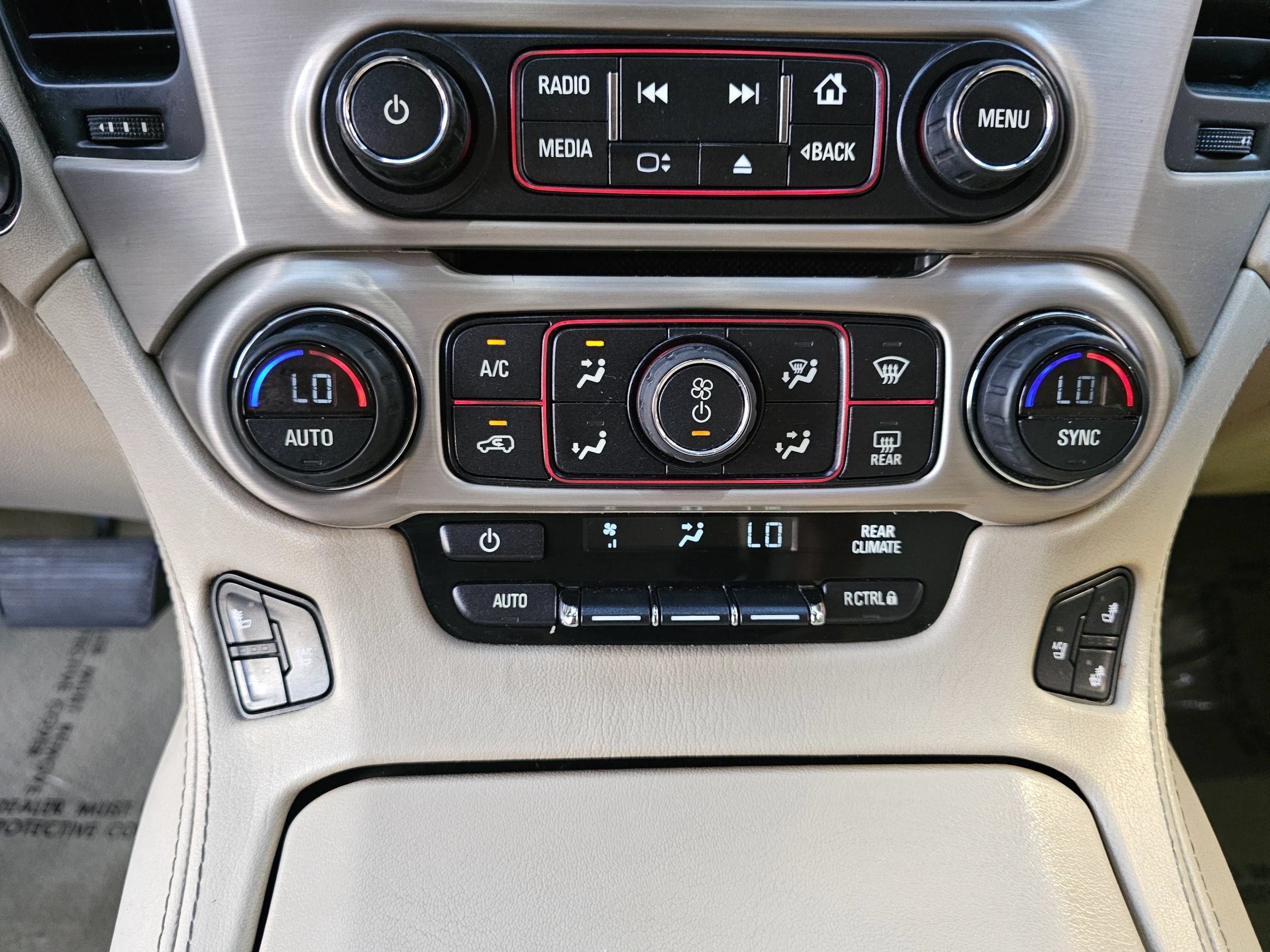 Used 2015 GMC Yukon Denali w/ Premium Package RWD image 13