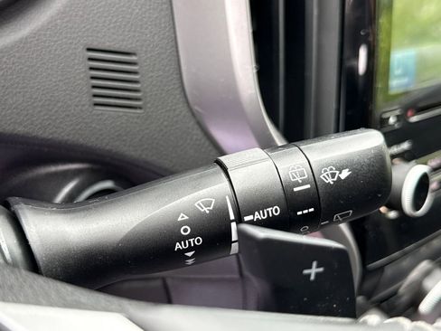 Certified 2022 Subaru Ascent Touring w/ Popular Package #2A AWD/4WD image 39