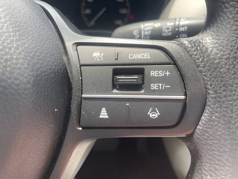 Used 2024 Honda HR-V LX image 21