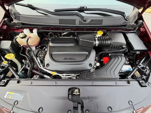 Certified 2021 Chrysler Pacifica Pinnacle image 12