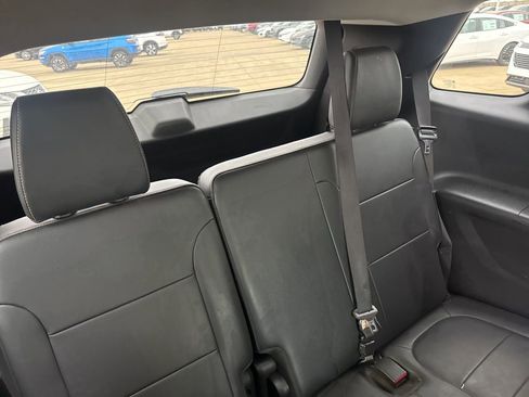 Used 2020 Chevrolet Traverse RS w/ LPO, Floor Liner Package image 28
