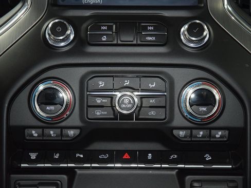 Used 2023 GMC Sierra 2500 Denali w/ Denali Ultimate Package image 34