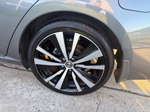 Used 2019 Nissan Altima 2.5 SR w/ SR Premium Package FWD image 30