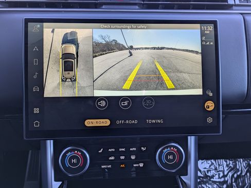 Certified 2023 Land Rover Range Rover SE image 15