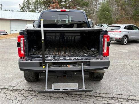 Used 2023 Ford F250 Lariat w/ Lariat Ultimate Package image 23