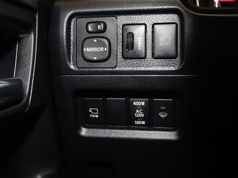 Used 2023 Toyota 4Runner Limited AWD/4WD image 29
