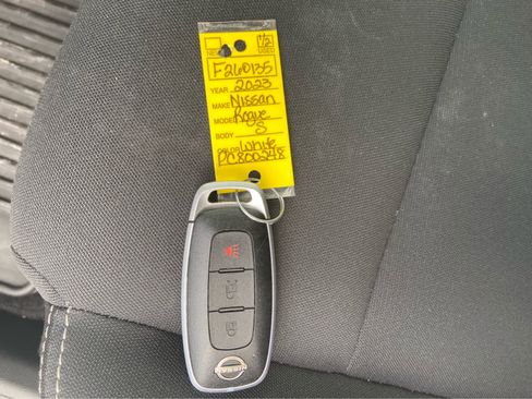 Used 2023 Nissan Rogue S AWD/4WD image 35