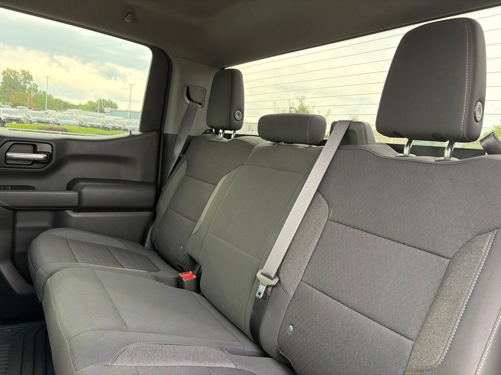 Used 2022 Chevrolet Silverado 1500 Custom Trail Boss w/ Safety Confidence Package AWD/4WD image 38