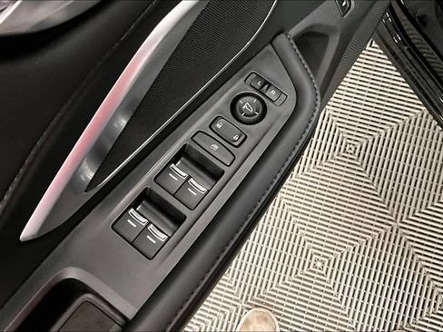 Used 2024 Acura RDX SH-AWD image 37