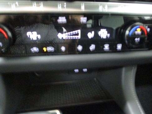 New 2026 GMC Sierra 2500 Denali Ultimate AWD/4WD image 39