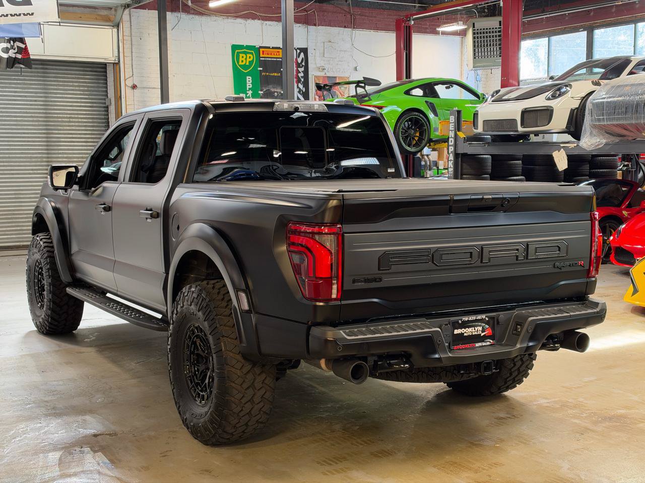 Used 2025 Ford F150 Raptor w/ Equipment Group 803A Raptor R AWD/4WD image 11
